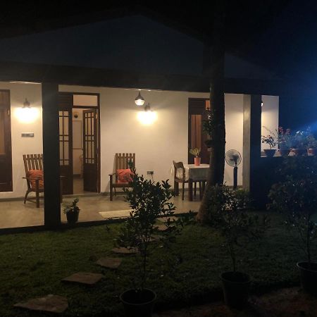 Lohas Villa Hiriketiya ディックウェラ エクステリア 写真
