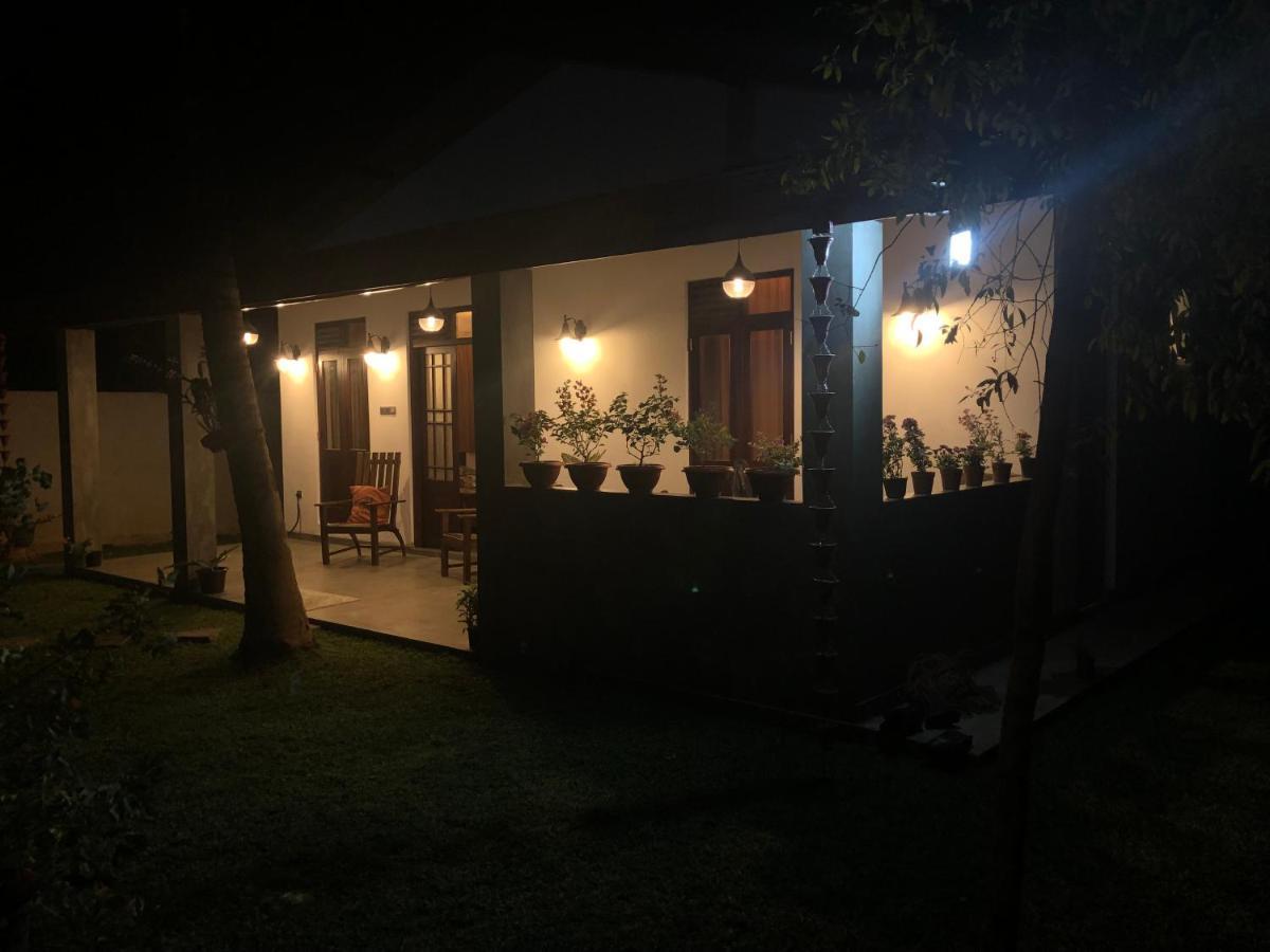 Lohas Villa Hiriketiya ディックウェラ エクステリア 写真